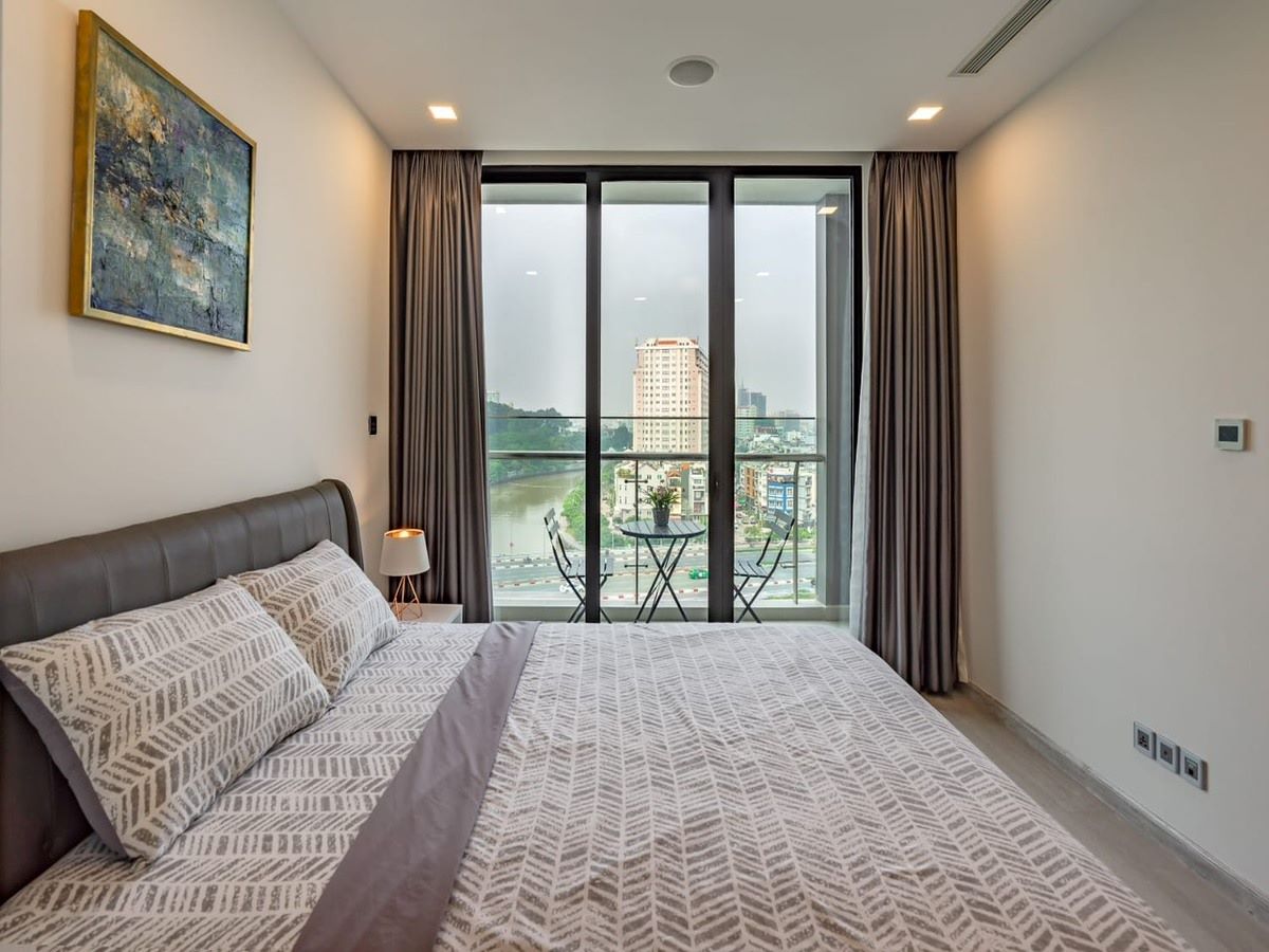 CN Bán căn hộ Golden River Bason 3 Phòng Ngủ 101m2 Ban Công